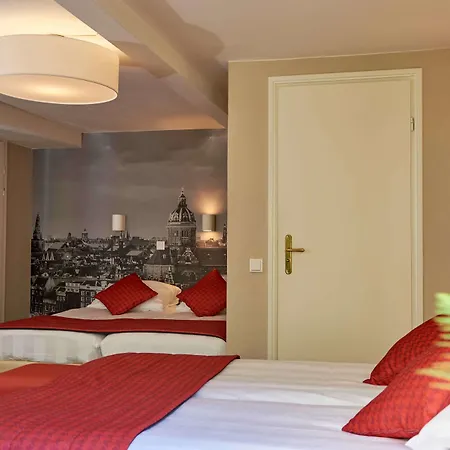 Prinsenhotel 호텔 3*