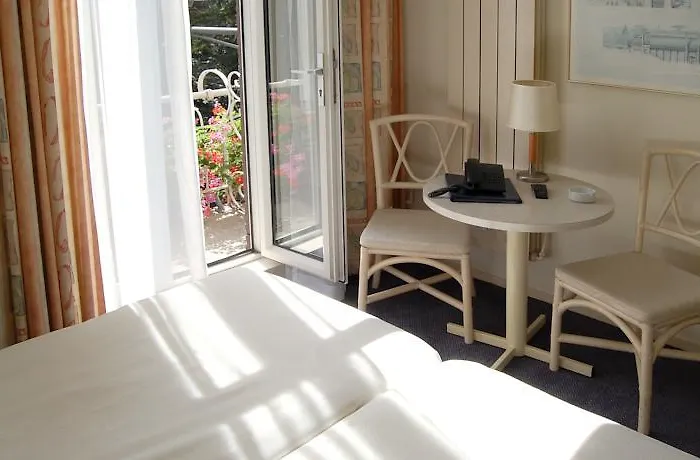 ホテル Prinsenhotel 3*